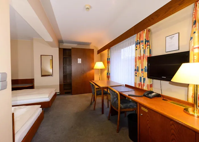 Large Double Room